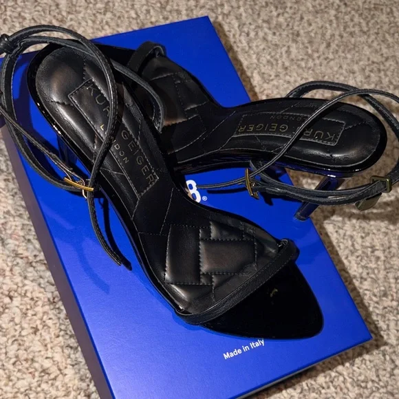 Kurt Geiger Black Quilted Heels with Gold Lock - Picture 2 of 6